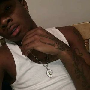 Meet your Posher, Alijah